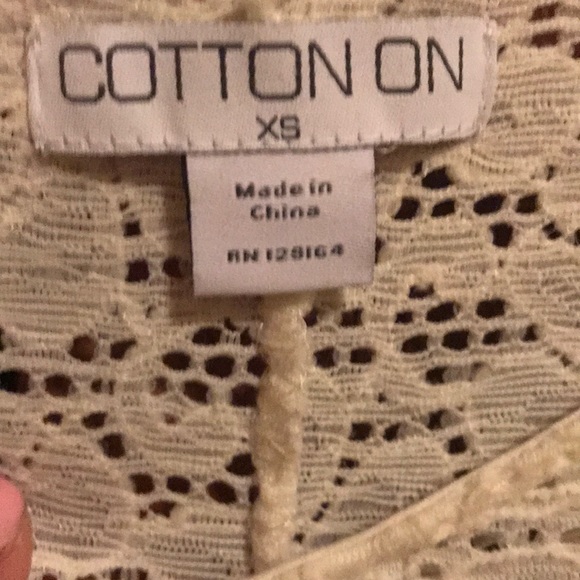 Beautiful white lace dress 3/4 sleeve - Picture 4 of 8